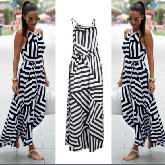 Dresses & Skirts - 🔥Sale! Bon Temps • Black /White Striped Dress