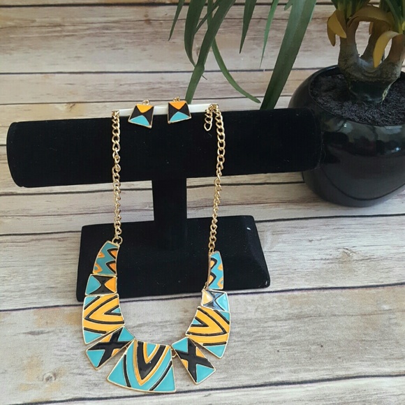 Necklace Earring set - Picture 1 of 4