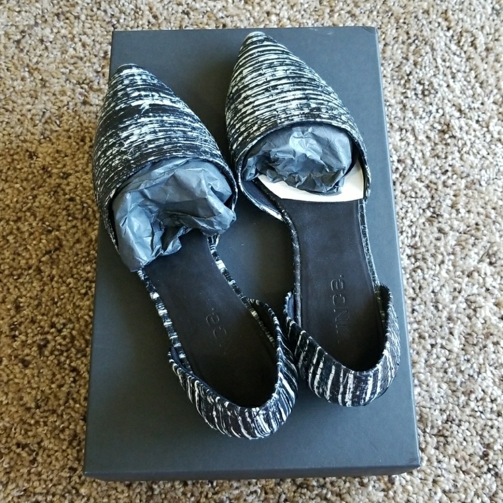 Vince Nina d'Orsay flat