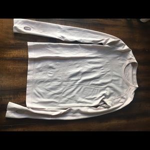 Lululemon light link long sleeve with detail