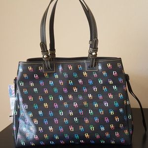 Dooney and Bourke Signature IT shiny Colette Tote