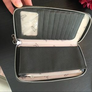 Thirty One All About the Benjamins Wallet