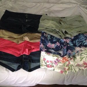 Set of 7 AE size 6 shorts