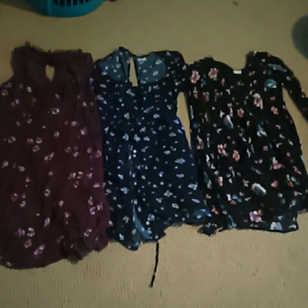 3 Hollister dresses