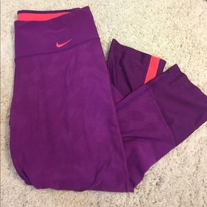 Nike dri-fit leggings