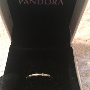 Pandora droplets ring