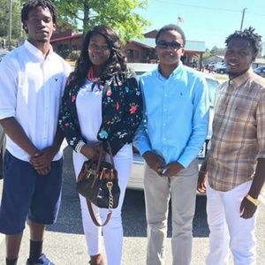 Meet your Posher, Mark