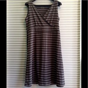 Eddie Bauer Dress / Size L