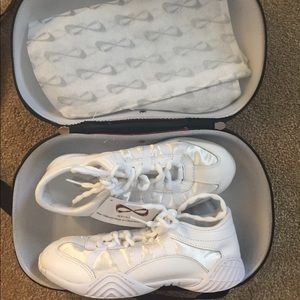 Nfinity Evolution Cheer Shoes