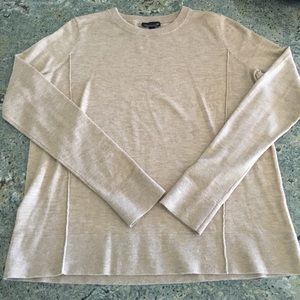 Light caramel polyester blend sweater