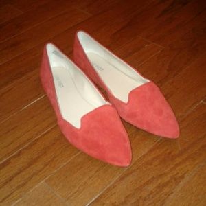 Nine West suede red flats