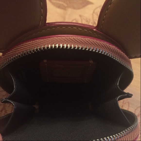 Disney x Coach Mickey ear coin case - Picture 3 of 5