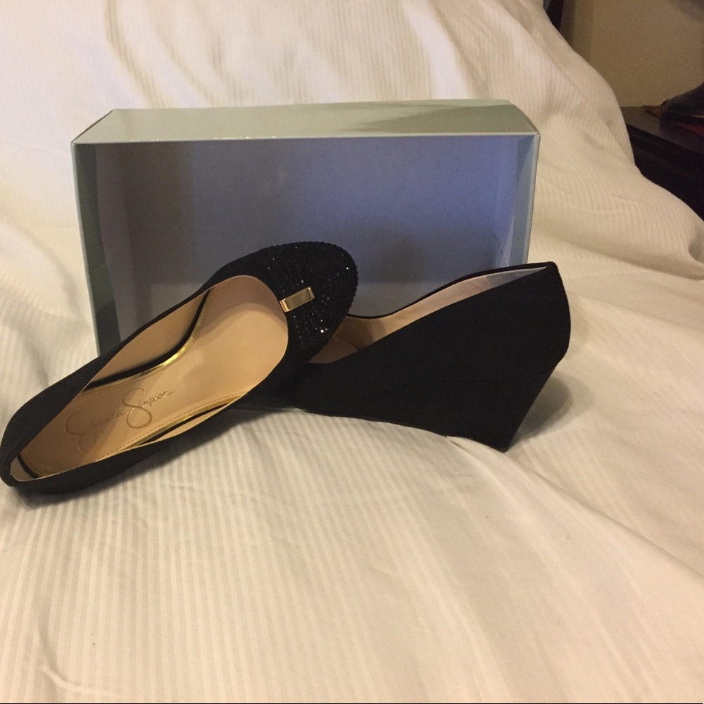Black wedge shoes