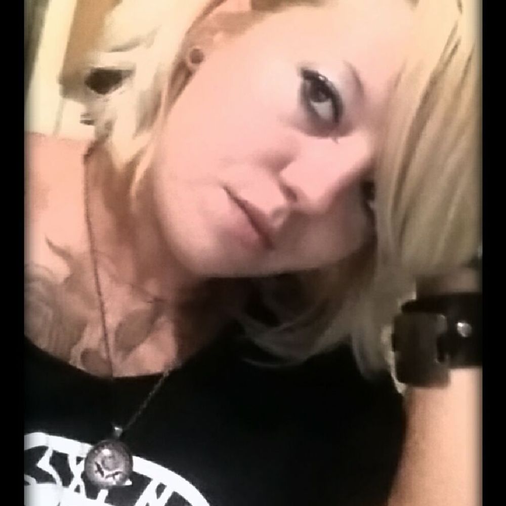 Meet your Posher, Ami