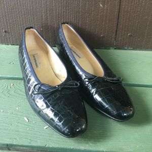 80's Saks Navy Patent Leather Flats 9.5