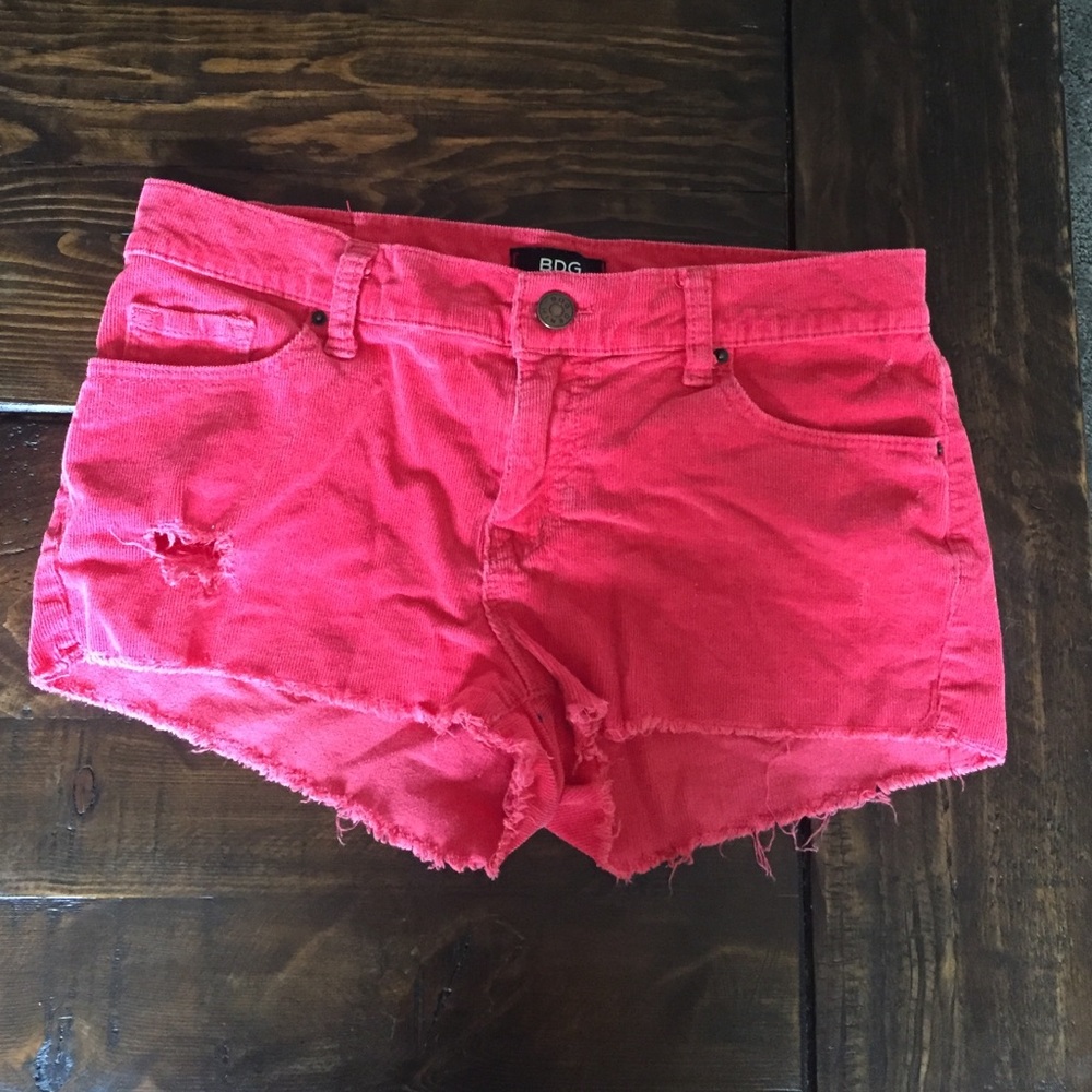Super cute red shorts!!!