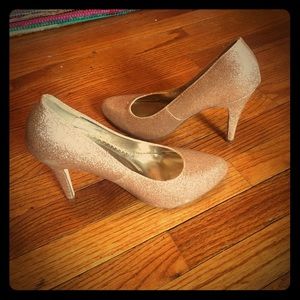 Dooballo Glitter Pumps