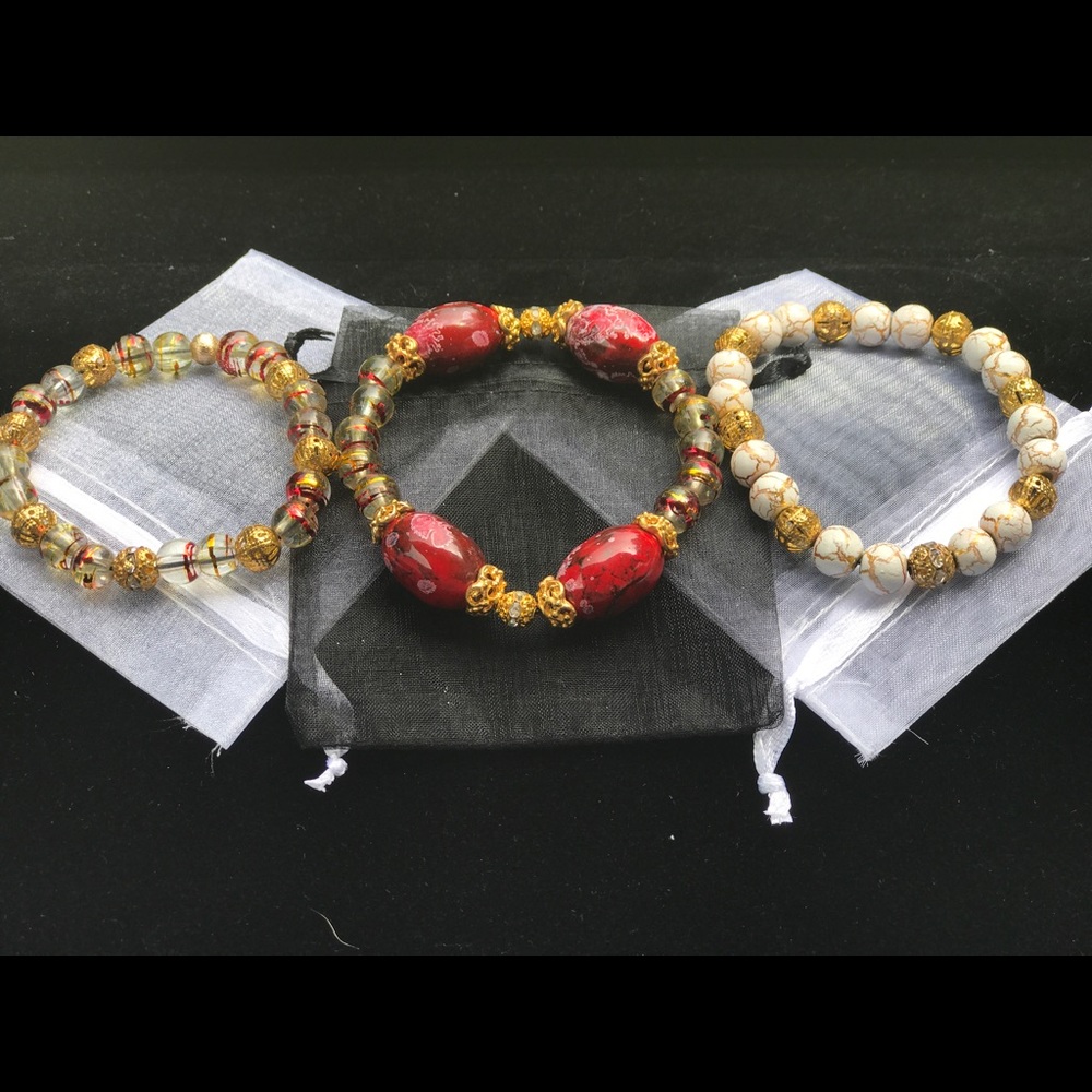 Bracelet packs