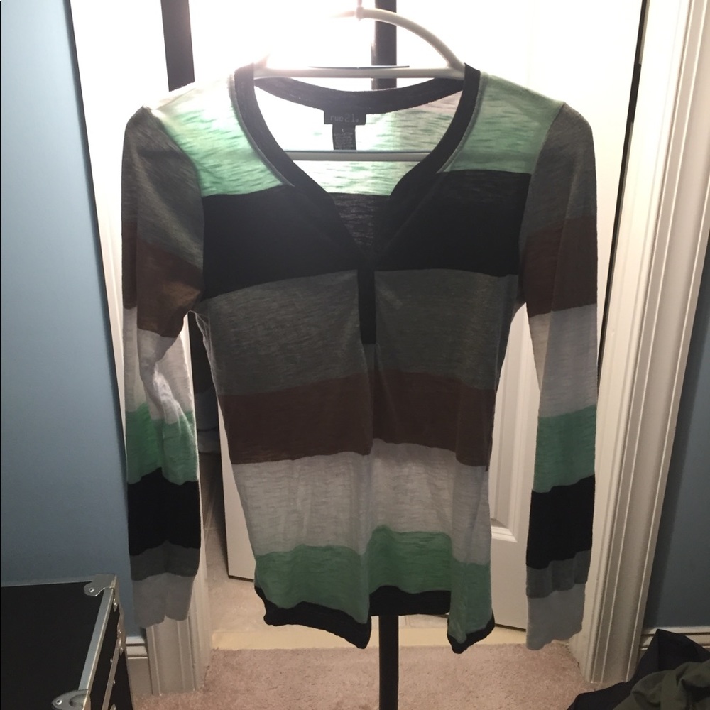 Long sleeve Rue 21 Tee