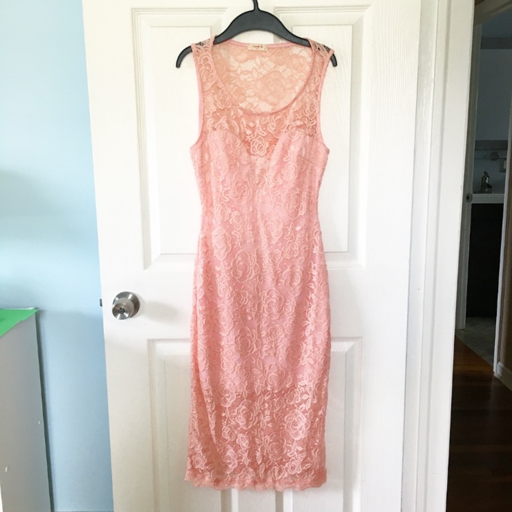 Fashion nova lace dress worn once size L