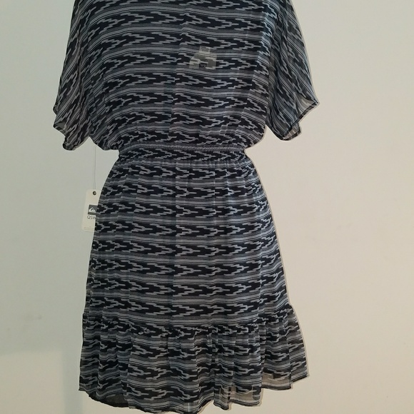 Empire Dress w/ Ikat desighn - Picture 2 of 4