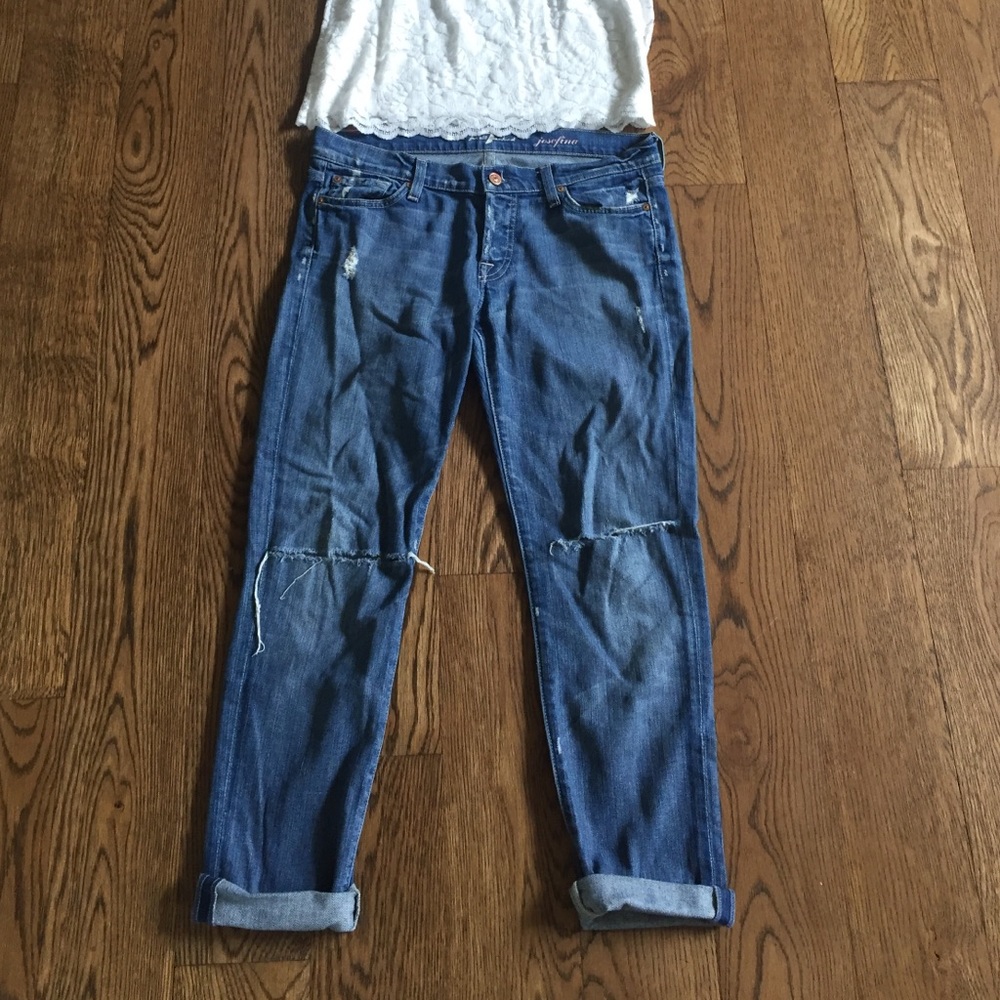 Ripped boyfriend 7 jeans!!!!