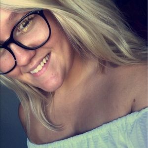 Meet your Posher, Tiffanie