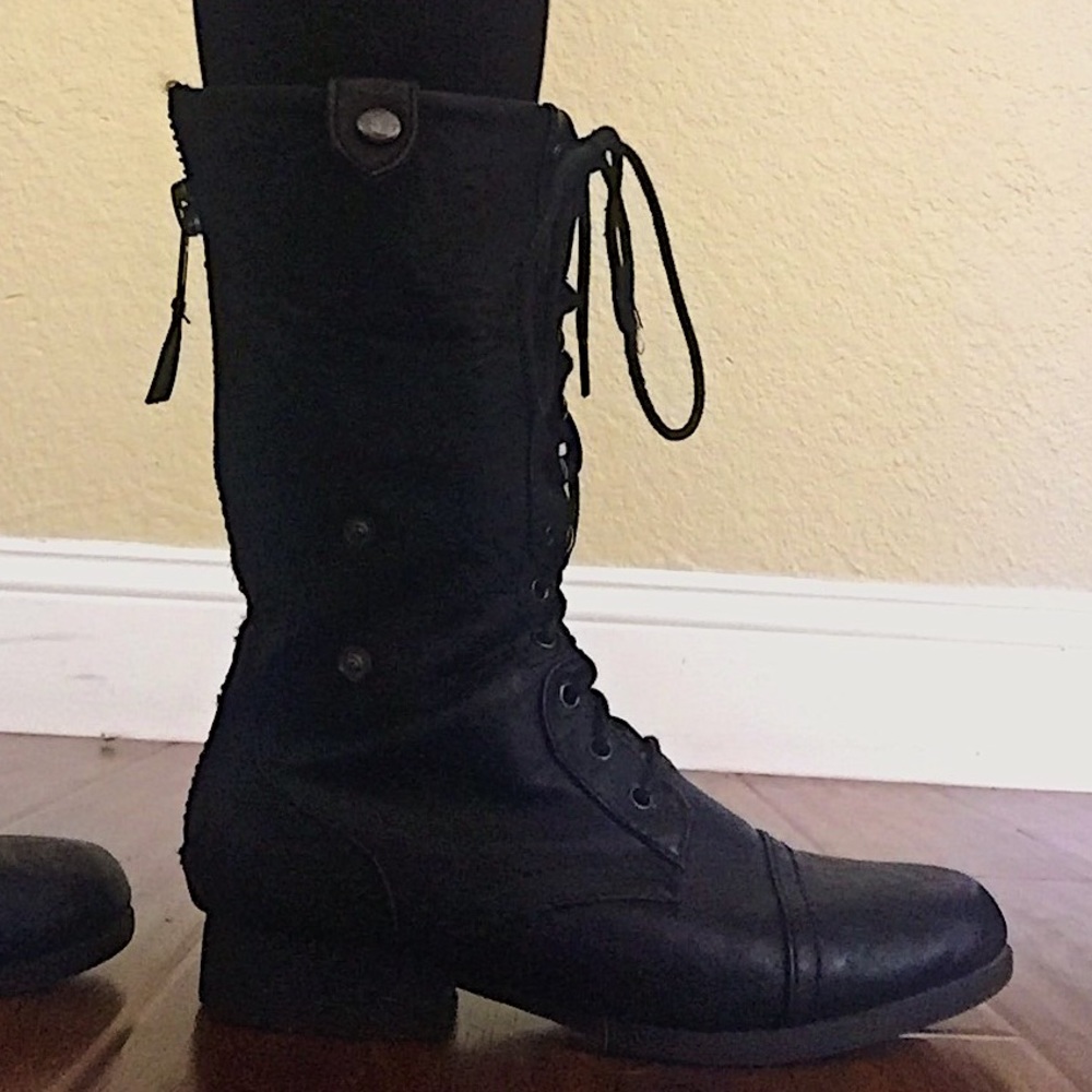 Black Leather Cargo Boots🖤