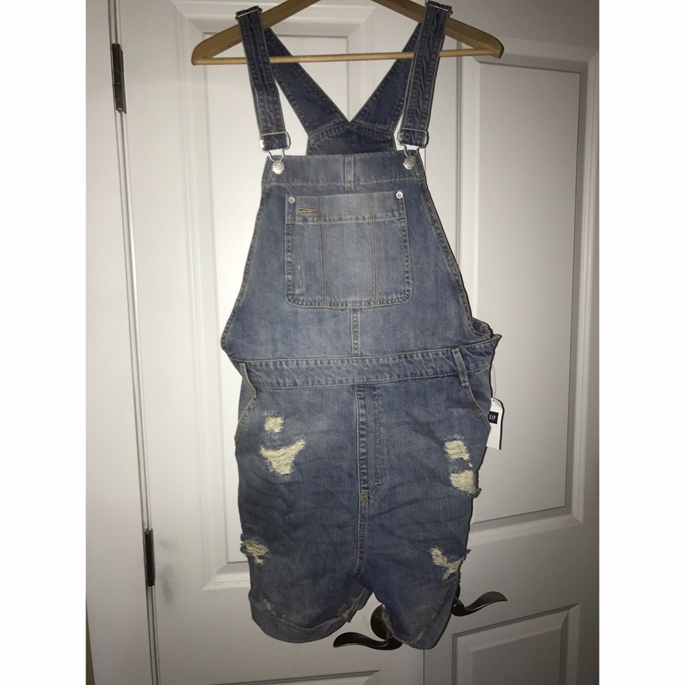 NWT Adorable Gap overalls!