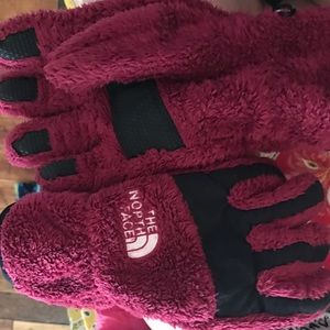 North face pink gloves