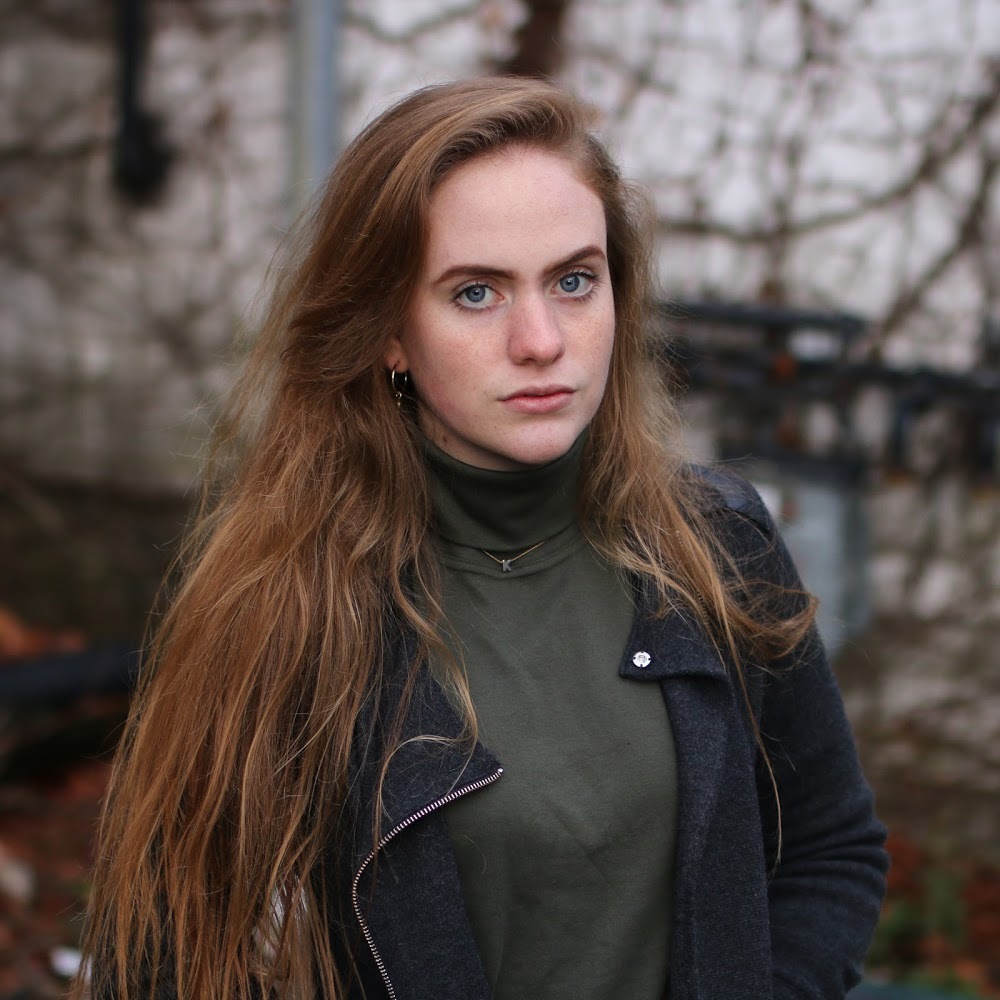 Meet your Posher, Kelly