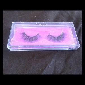 Mink eyelashes