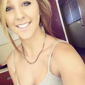 Meet your Posher, Katelyn