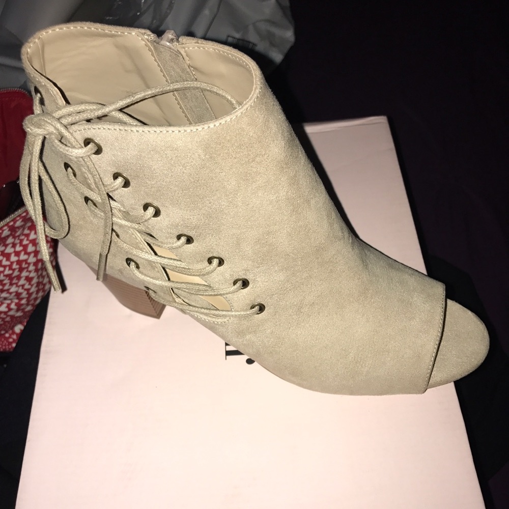 Just Fab Shoe Willow
