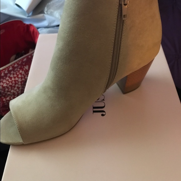 Just Fab Shoe Willow - Picture 3 of 3