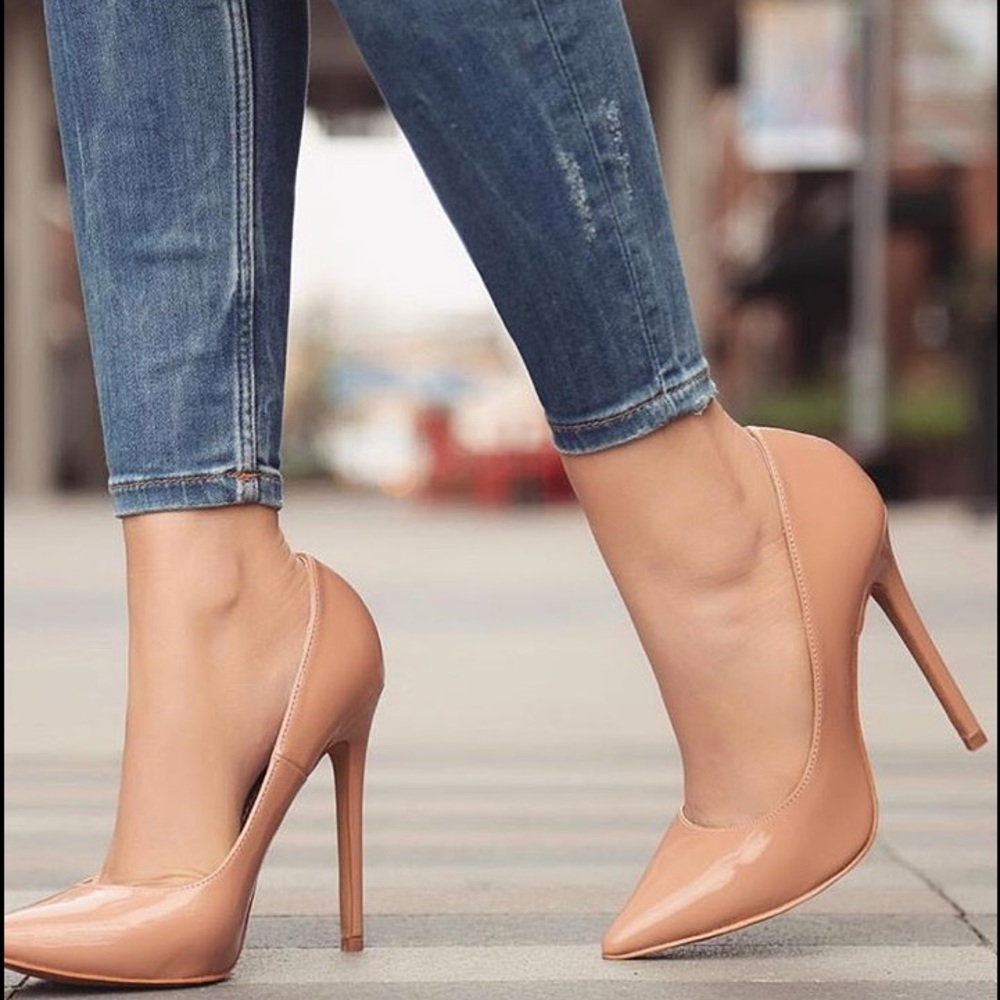 nude pumps 👠 purchased from "lolashoetique"