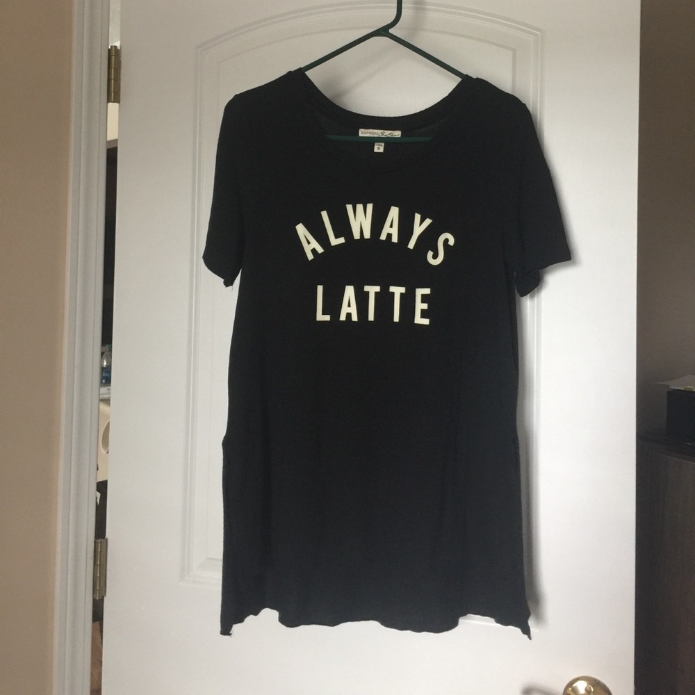 🍁Express graphic tee