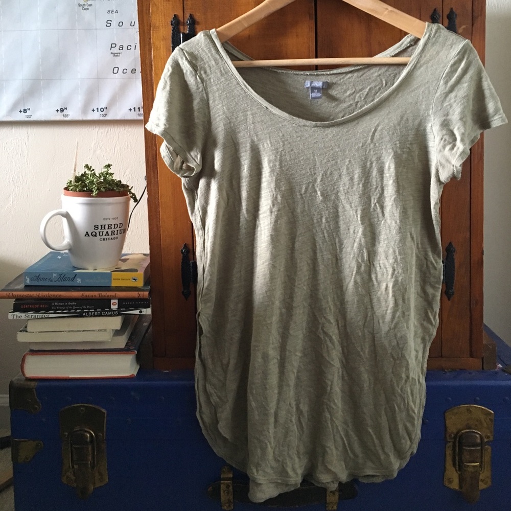 Olive green aerie jegging t-shirt
