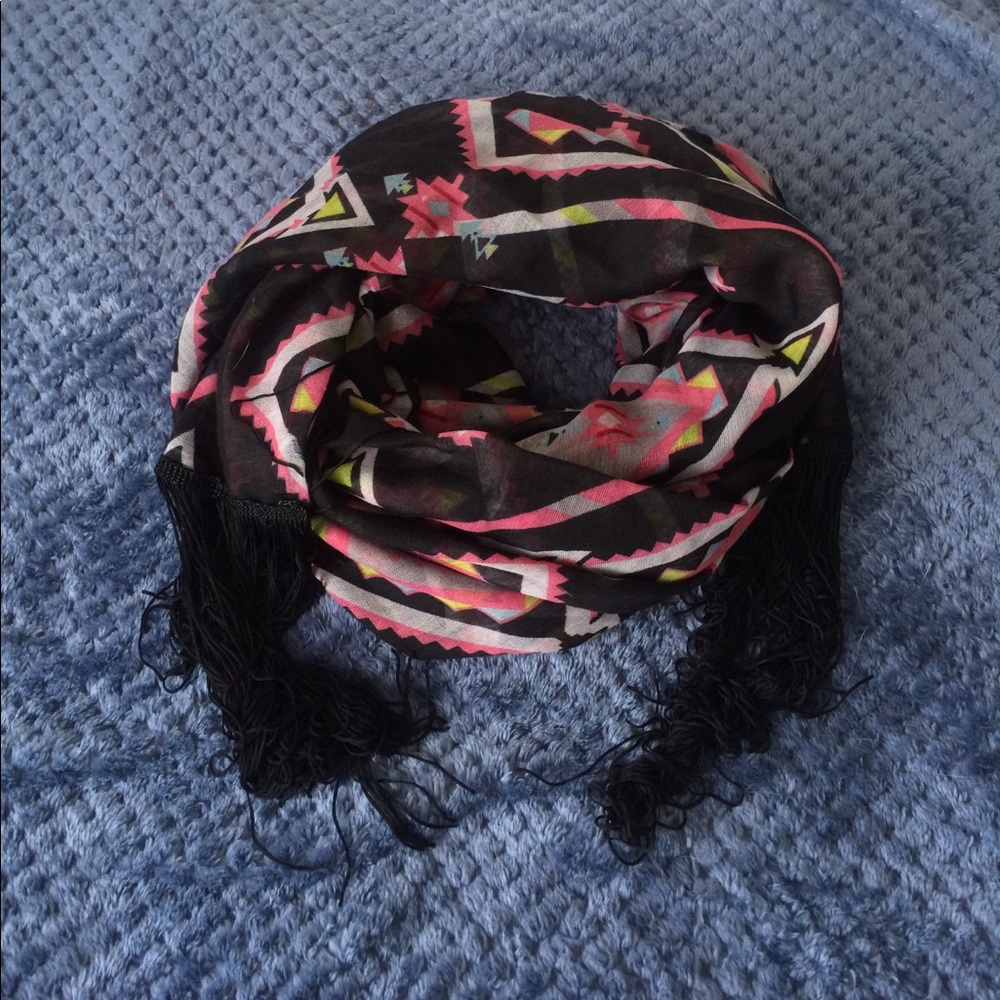 Tribal print scarf