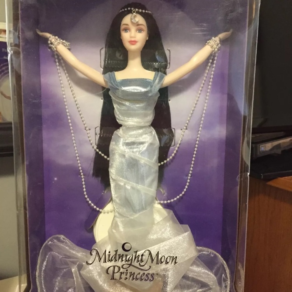Midnight Moon Princess Barbie doll | Collector Ed