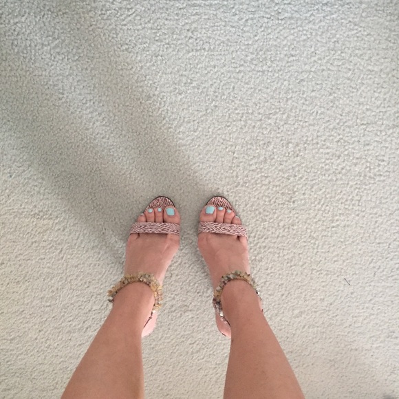 ✨Manolo Blahnik Ankle Bead Strap Stilettos 👡 - Picture 5 of 8