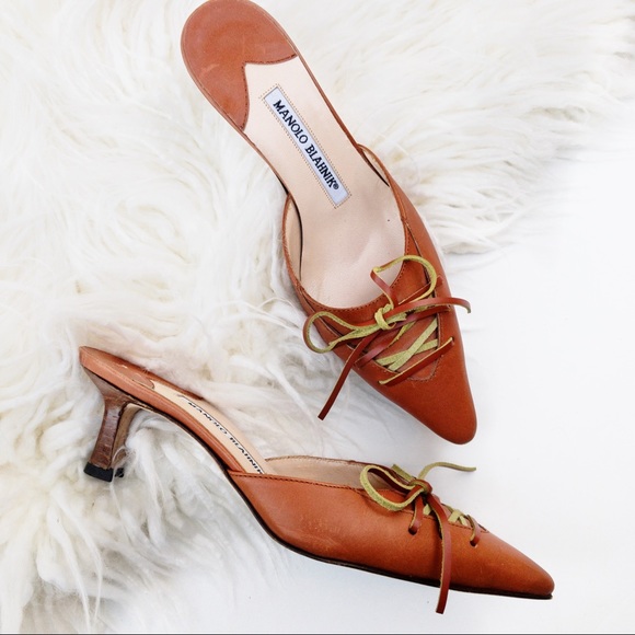Manolo Blahnik Shoes - Manolo blahnik lace up heel