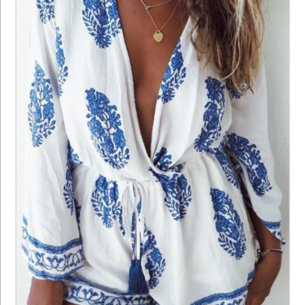 Feather print shorts white romper
