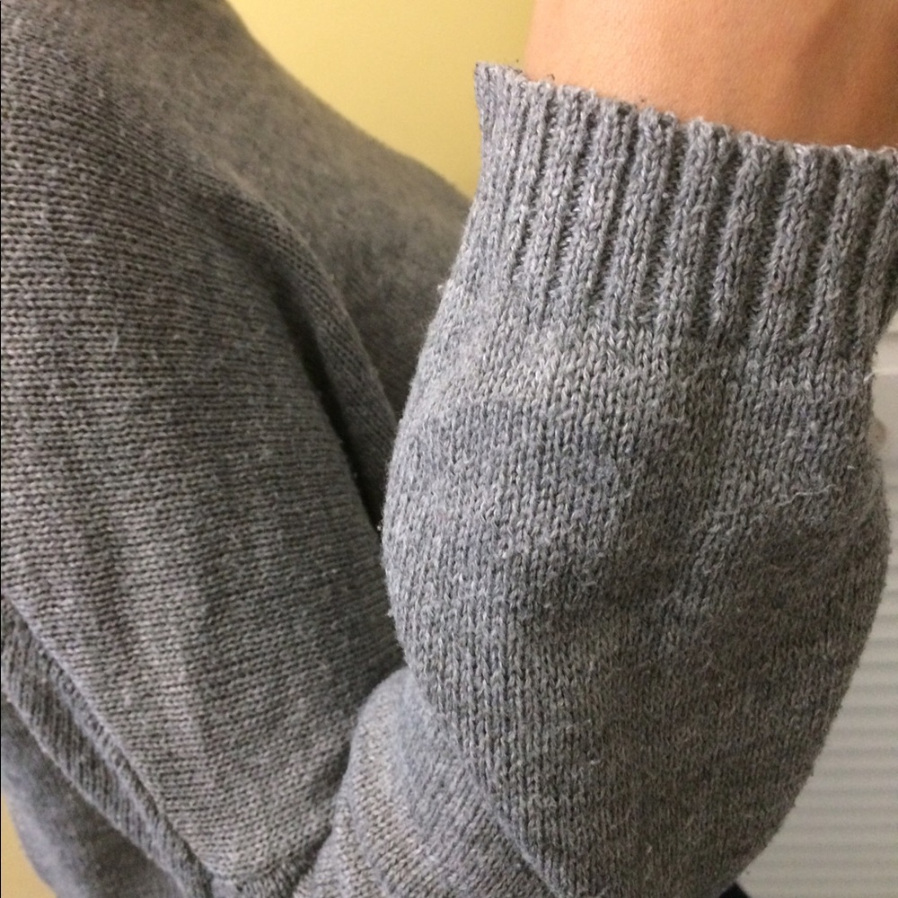 Slit Sweater - Picture 3 of 3