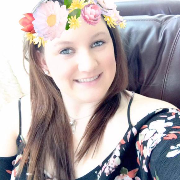 Meet your Posher, Ellison - Picture 1 of 1