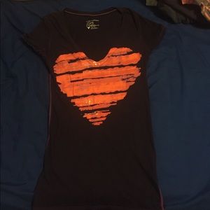 Dark purple American Eagle heart t-shirt