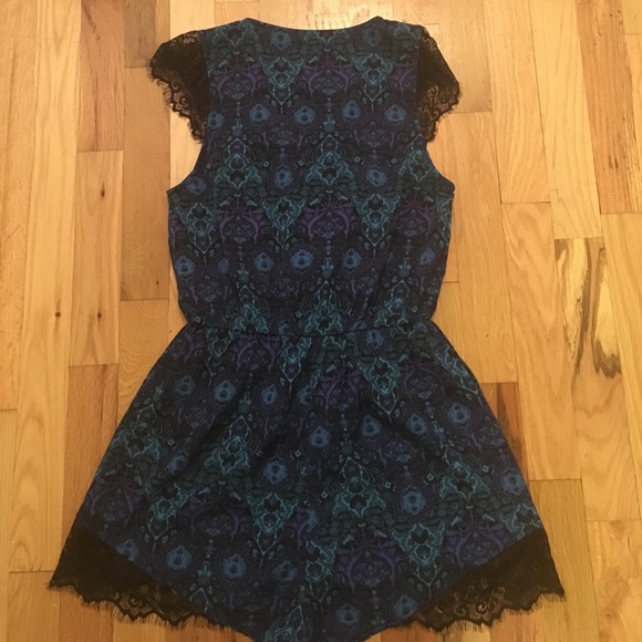 Urban Outfitters Romper! - Picture 5 of 5