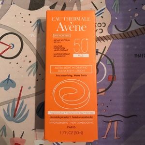Eau Thermal Avene Hydrating Sunscreen SPF 50