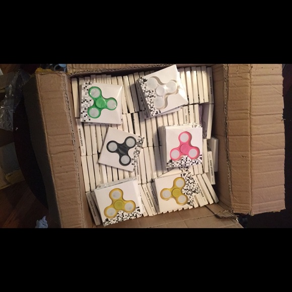 Fidget spinners - Picture 1 of 1