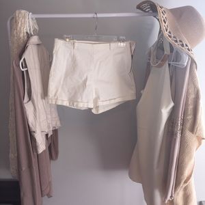 💓$7!💓 tight stretchy white high waisted shorts